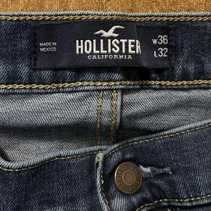 These are a pair of “Hollister Epic Flex Taper jeans”